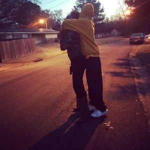 Meet your Posher, Deon